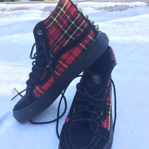 Vans high top plaid with gold spikes shoes